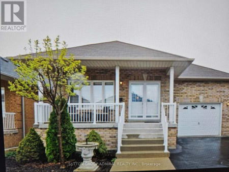 9 Amalfi Court, Vaughan