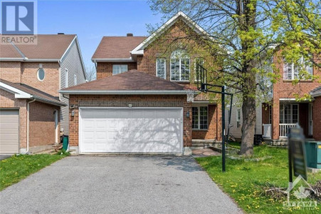 9 Armagh Way, Ottawa