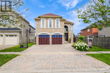 9 Brass Drive, Richmond Hill Jefferson