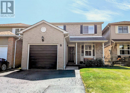 9 Dobson Drive, Ajax Central