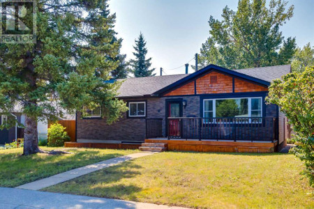 9 Garrick Drive Sw, Calgary