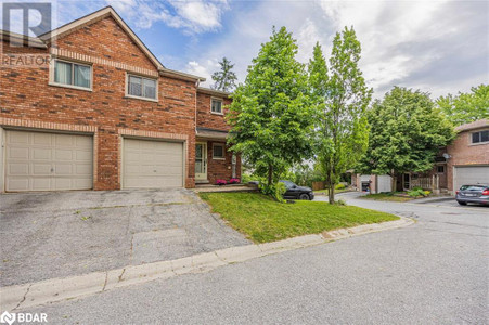 9 Quail Crescent, Barrie