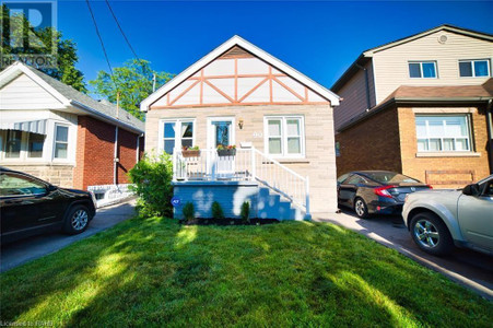 90 Barons Avenue N Unit Lower Unit, Hamilton