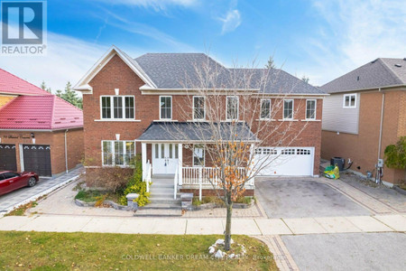 90 Seward Crescent, Ajax