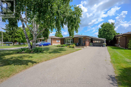 905 Cloverleaf Drive, Burlington Lasalle