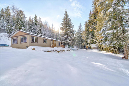 905 Gardom Lake Road, Enderby