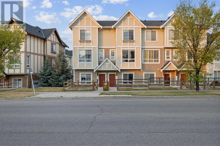 906 Sherwood Boulevard Nw, Calgary