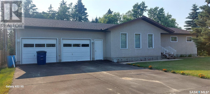 909 Portage Drive, Wadena