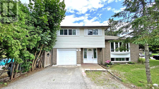 91 Clover Ridge Drive E, Ajax South East