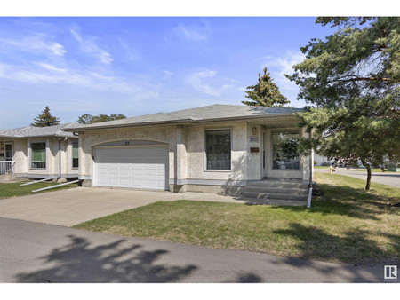 9127 Grandin Rd, St Albert