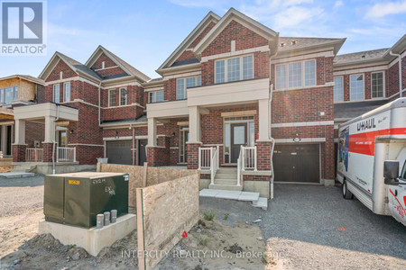 917 Elizabeth Mackenzie Drive, Pickering