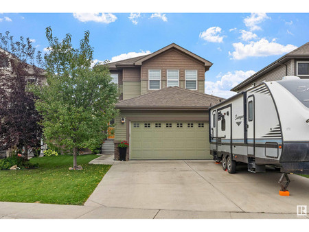 92 Meadowland Wy, Spruce Grove