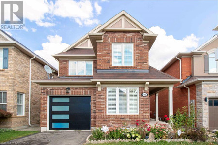 92 Peer Court, Ancaster