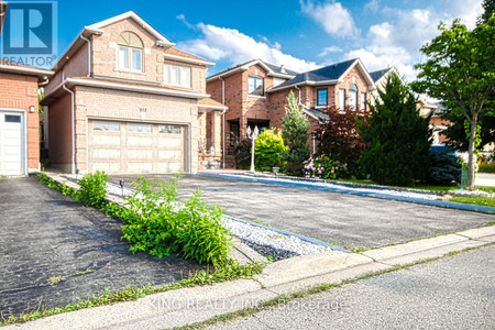 922 Mays Crescent, Mississauga