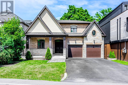 923 Beechwood Avenue, Mississauga