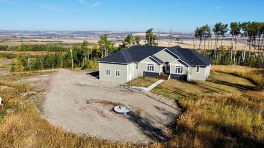 923 Elk Ridge Trail, Dawson Creek