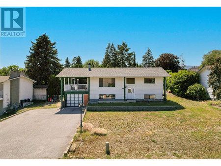 9242 Mountview Road, Lake Country