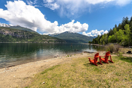 9295 Shutty Bench Road, Kaslo