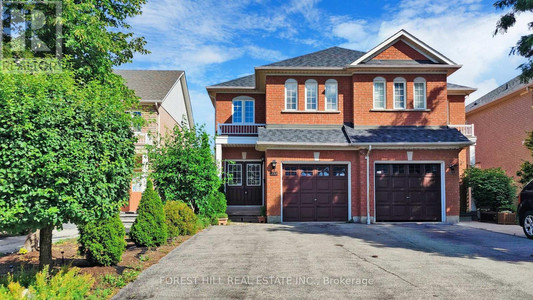 933 Tambourine Terrace, Mississauga