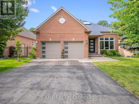 936 Shadrach Drive, Newmarket