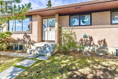 939 Pinecliff Drive Ne, Calgary