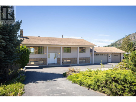 945 Rumney Road, West Kelowna