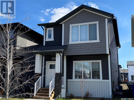 947 Brighton Gate, Saskatoon