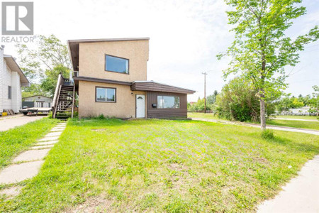 9513 108 Avenue, Grande Prairie