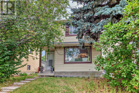 957 Erin Woods Drive Se, Calgary