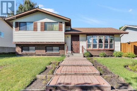 959 Abbeydale Drive Ne, Calgary