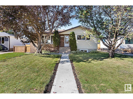 9628 68 A St Nw, Edmonton