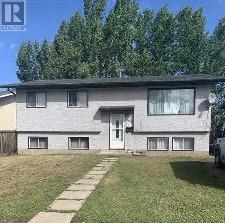 9634 83 Avenue, Grande Prairie