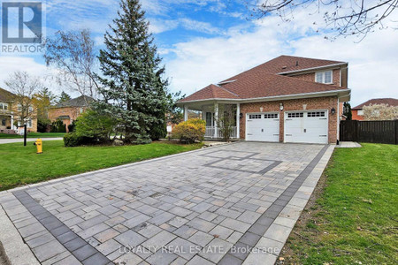 97 Song Bird Drive, Markham Rouge Fairways