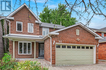 98 Kearney Drive, Ajax Central West