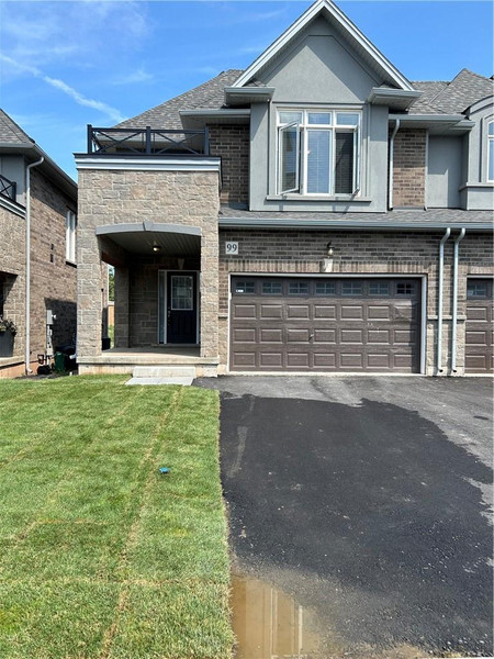 99 Pinot Crescent, Stoney Creek