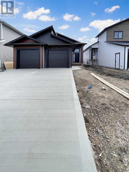 B 12029 77 Avenue, Grande Prairie