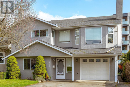 B 2787 Kingswood Rd, Langford