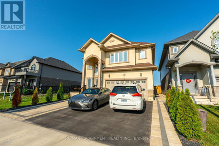 Bsmnt 70 Rockledge Drive, Hamilton Stoney Creek Mountain