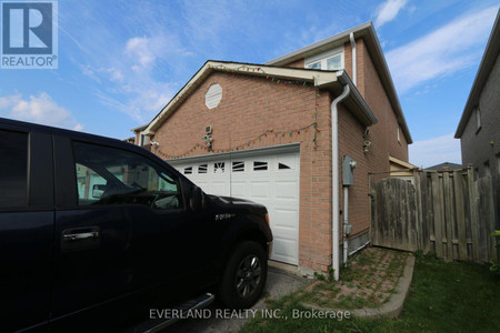 Lower 21 Silverthrone Road, Markham Milliken Mills East