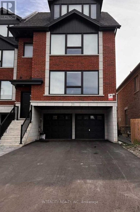 Lower 77 Vedette Way, Vaughan