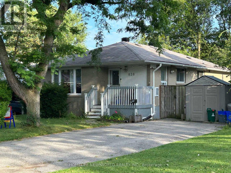 Lower 838 Naroch Boulevard, Pickering Bay Ridges