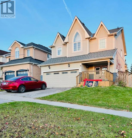 Main 1033 Grandview Street N, Oshawa Pinecrest