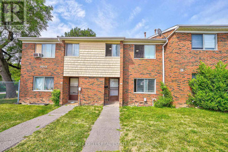 Th 102 2012 Sheppard Avenue W, Toronto Glenfield Jane Heights