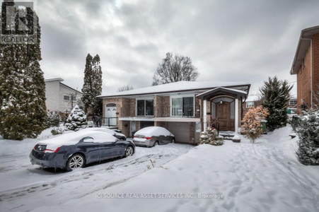 Upper 146 Mintwood Drive, Toronto