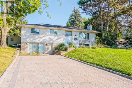 Upper 169 Sherwood Forest Drive, Markham Bullock