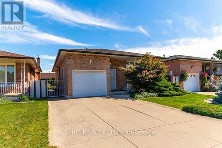 Upper 7 Capri Crescent, Hamilton Stoney Creek