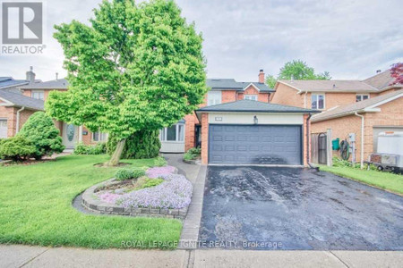 Upper 79 Linton Avenue, Ajax Central West